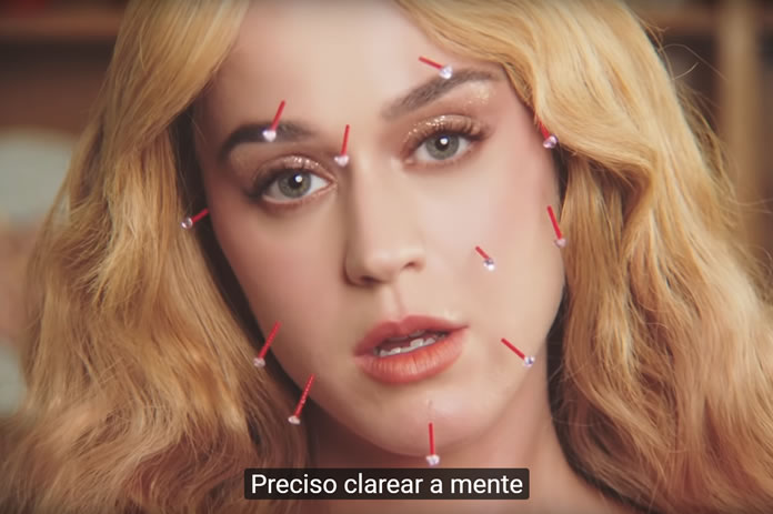 Katy Perry fala sobre hipnoterapia